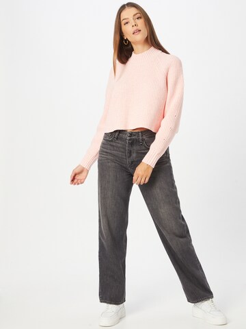 Club Monaco Pullover in Pink