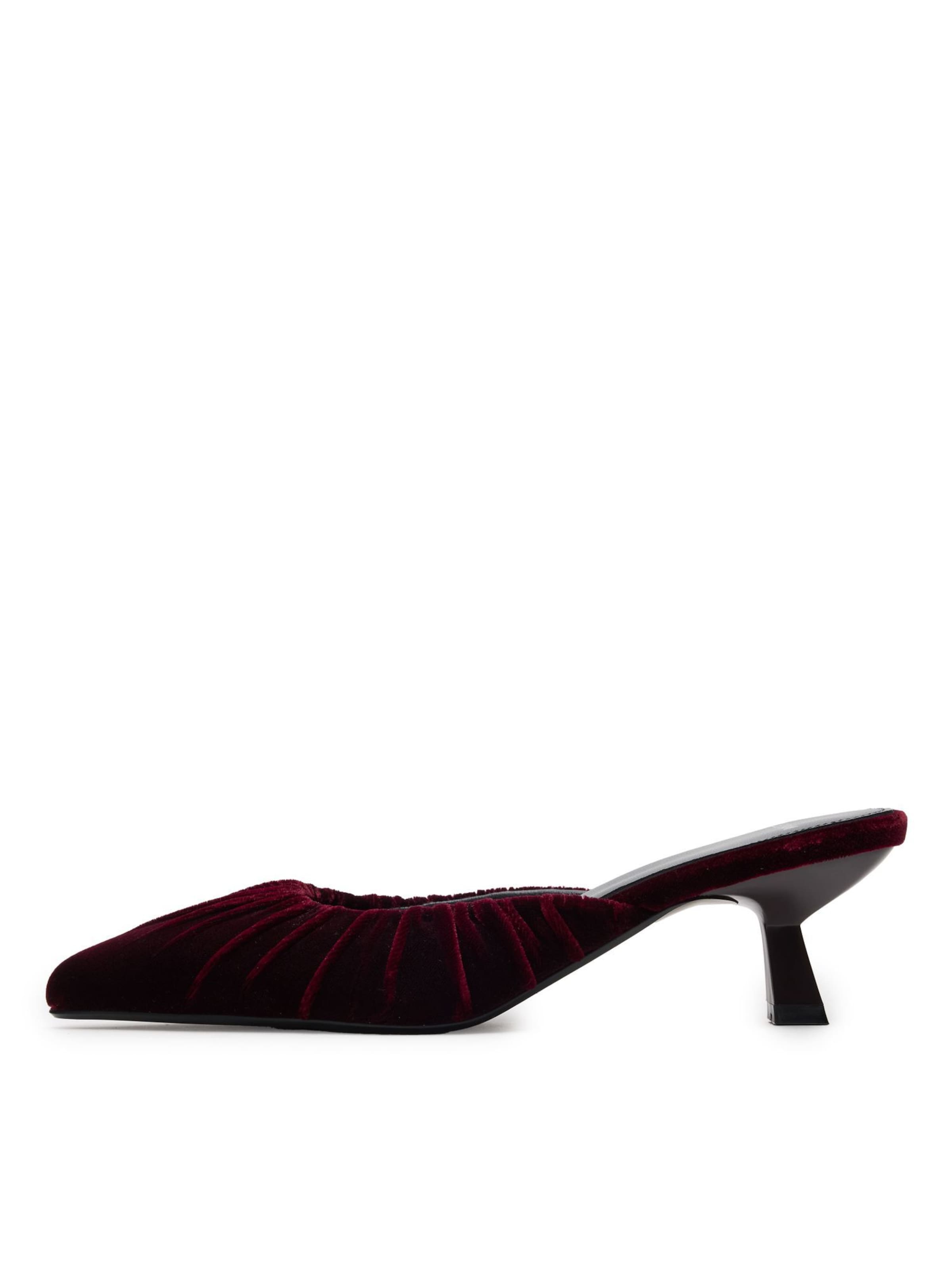 MANFIELD Pumps in Rood