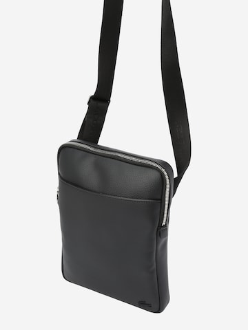 LACOSTE Crossbody Bag in Black: front