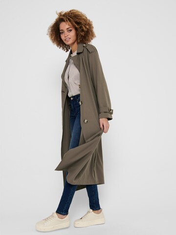 Manteau mi-saison 'Line' ONLY en marron