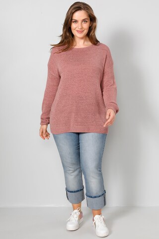 Pull-over Janet & Joyce en rose : devant