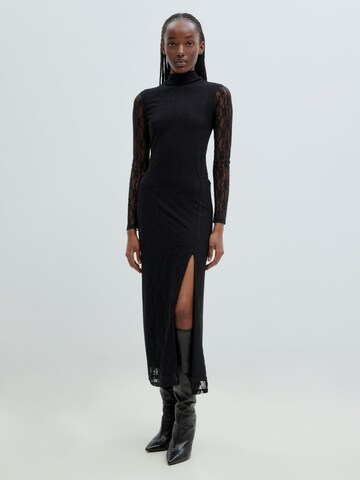 Robe 'Yasna' EDITED en noir : devant