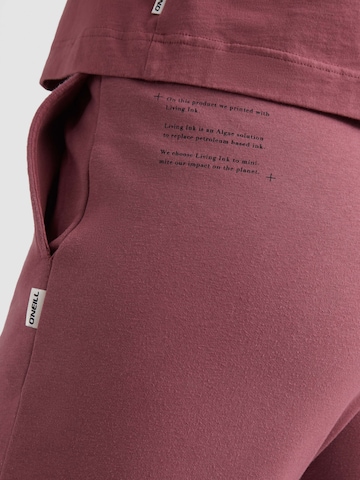 Regular Pantalon 'Women Of The Wave' O'NEILL en rouge