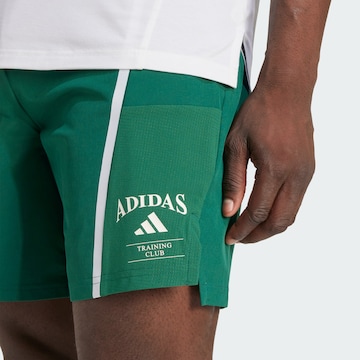 ADIDAS PERFORMANCE - Regular Calças de desporto 'Designed-for-Training Legacy' em verde