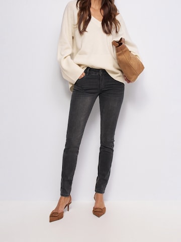 Salsa Jeans Skinny Jeans 'Wonder' in Zwart