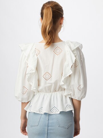 ONLY - Blusa 'Irma' en blanco