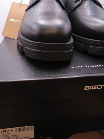 Boots stringati 'Linea Pelle Casual' di BIGOTTI in nero