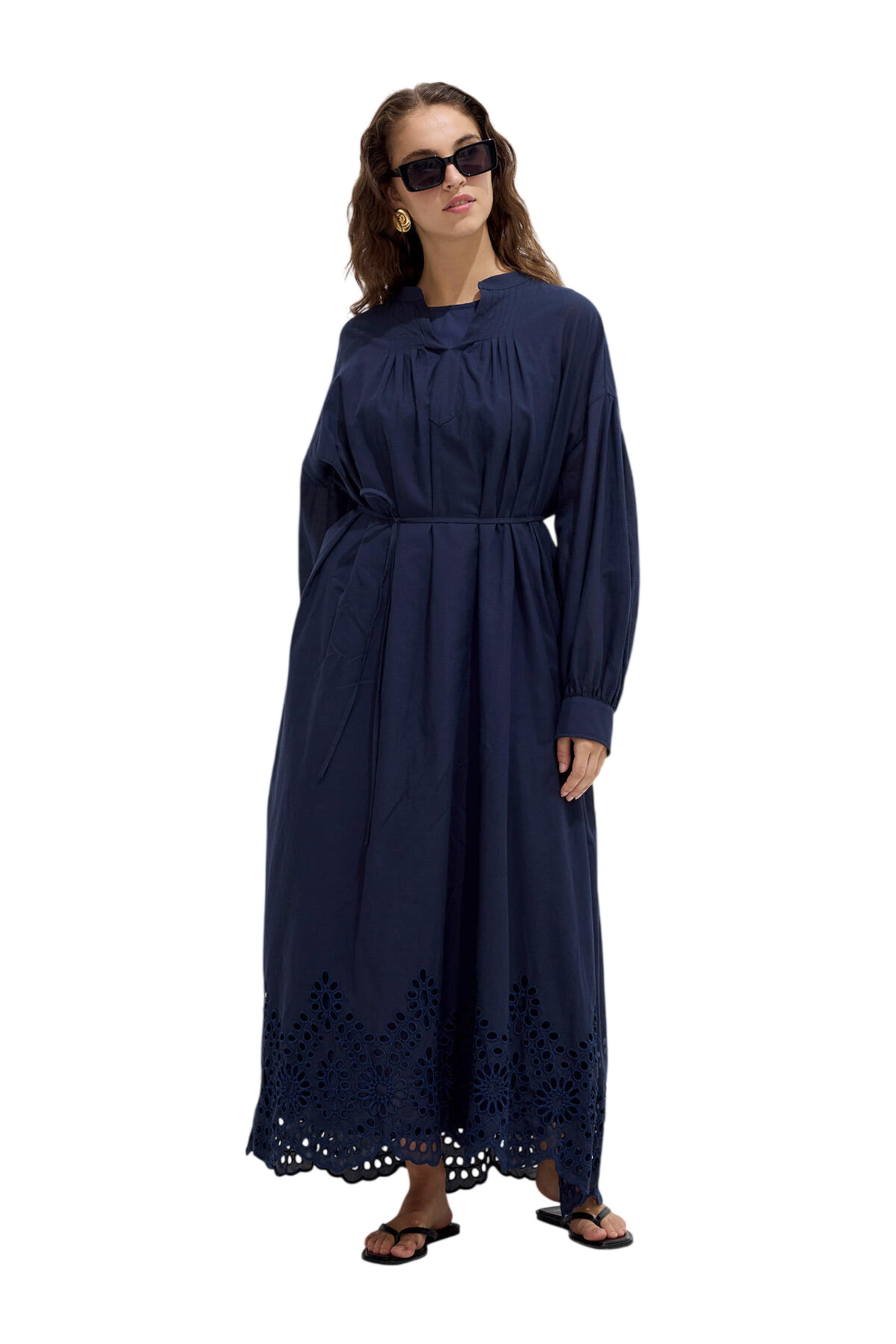 MANUKA Dress in Blue: front