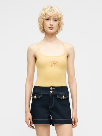 HOLLISTER Topp i gul: framsida