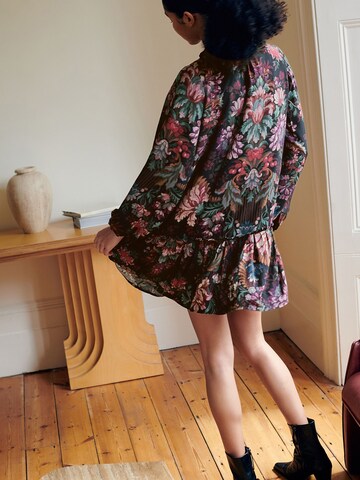 Rochie de la Next pe negru