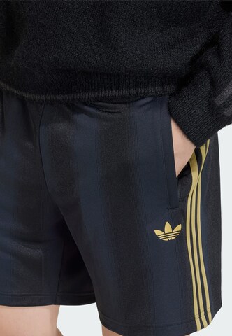 ADIDAS ORIGINALS Обычный Штаны 'Adicolor' в Черный