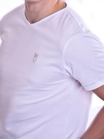 Be52 Shirt 'Aviation' in White