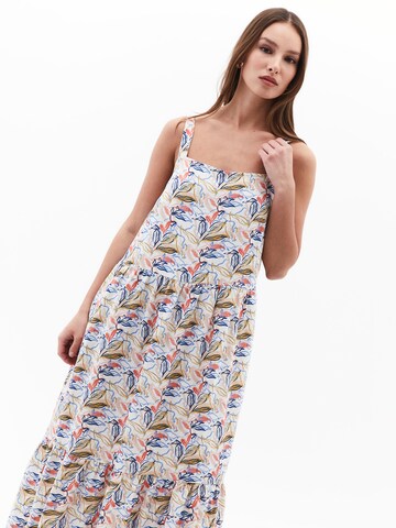 Robe OXXO en blanc