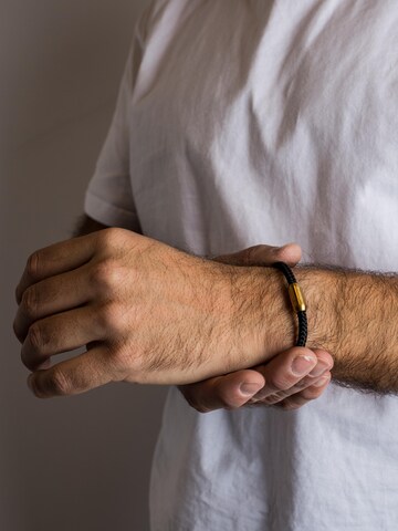 Akitsune Armband 'Silvus' in Schwarz