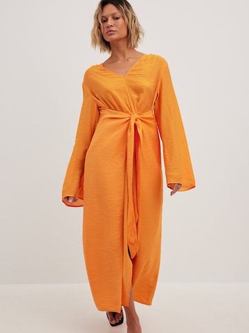 Robe NA-KD en orange : devant