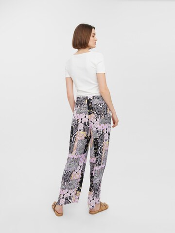 VERO MODA Loose fit Trousers 'Gigi' in Purple