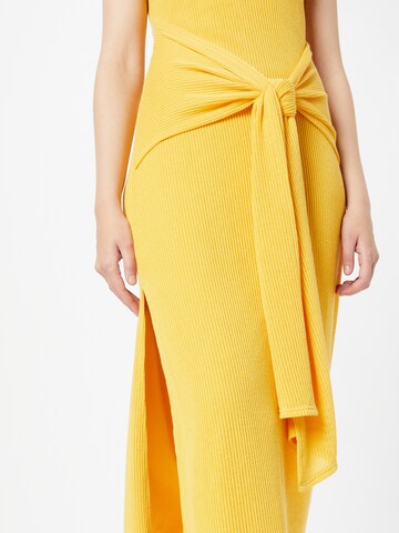 TOPSHOP Καλοκαιρινό φόρεμα σε κίτρινο
