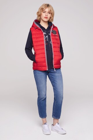 Soccx Vest in Red