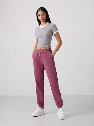 Tommy Life Tapered Nadrág 'Jogginghose' - lila: elől