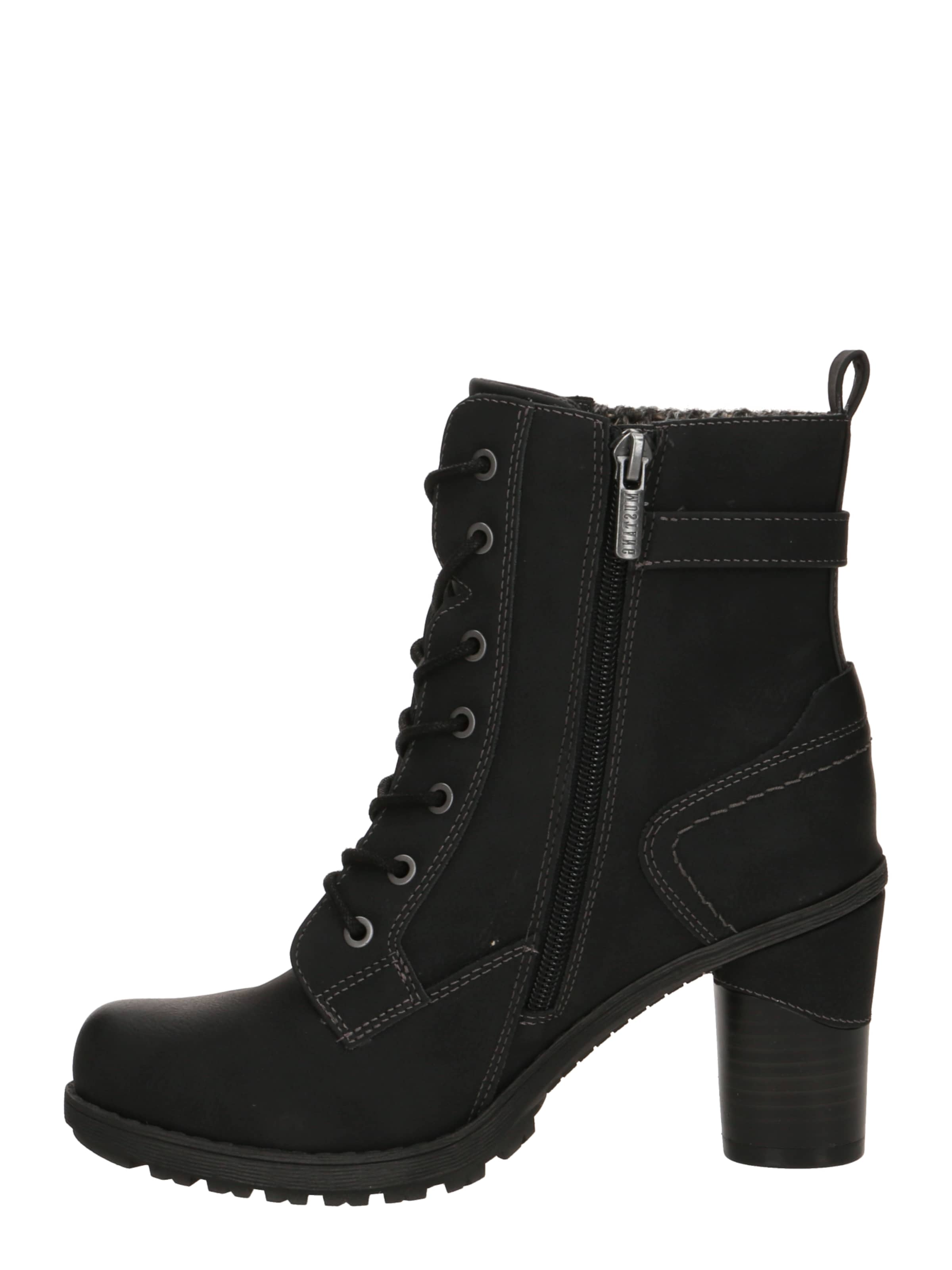 MUSTANG Ботинки на шнуровке в Черный