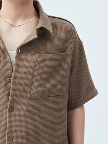 VAMOS CLO Comfort fit Button Up Shirt 'Indre' in Brown