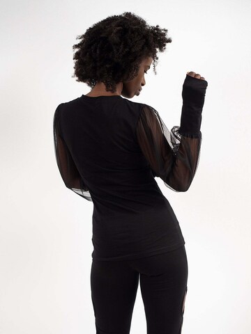 Metamorphoza Shirt in Black