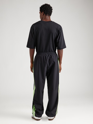 Effilé Pantalon ADIDAS ORIGINALS en noir