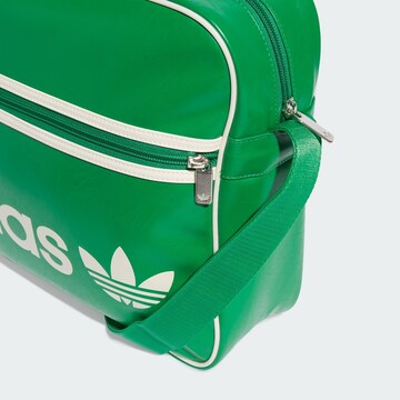 ADIDAS ORIGINALS Schoudertas 'Og Airliner' in Groen