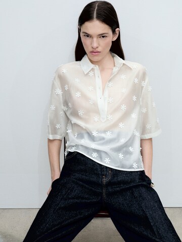 MANGO Blouse 'Uri' in Wit: voorkant