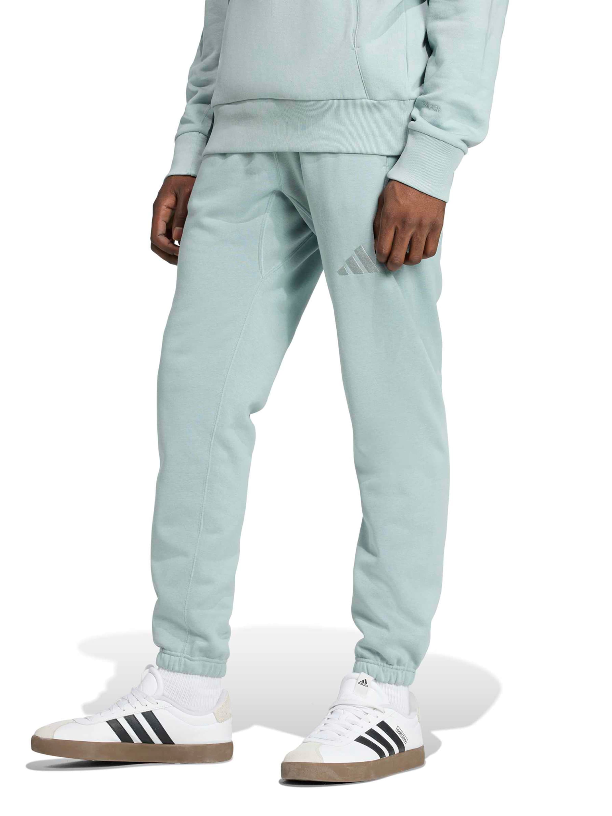 Tapered Pantaloni sportivi 'A SZN' di ADIDAS SPORTSWEAR in verde: frontale