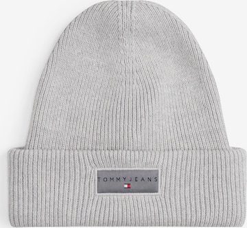 Tommy Jeans Шапка в сиво: отпред