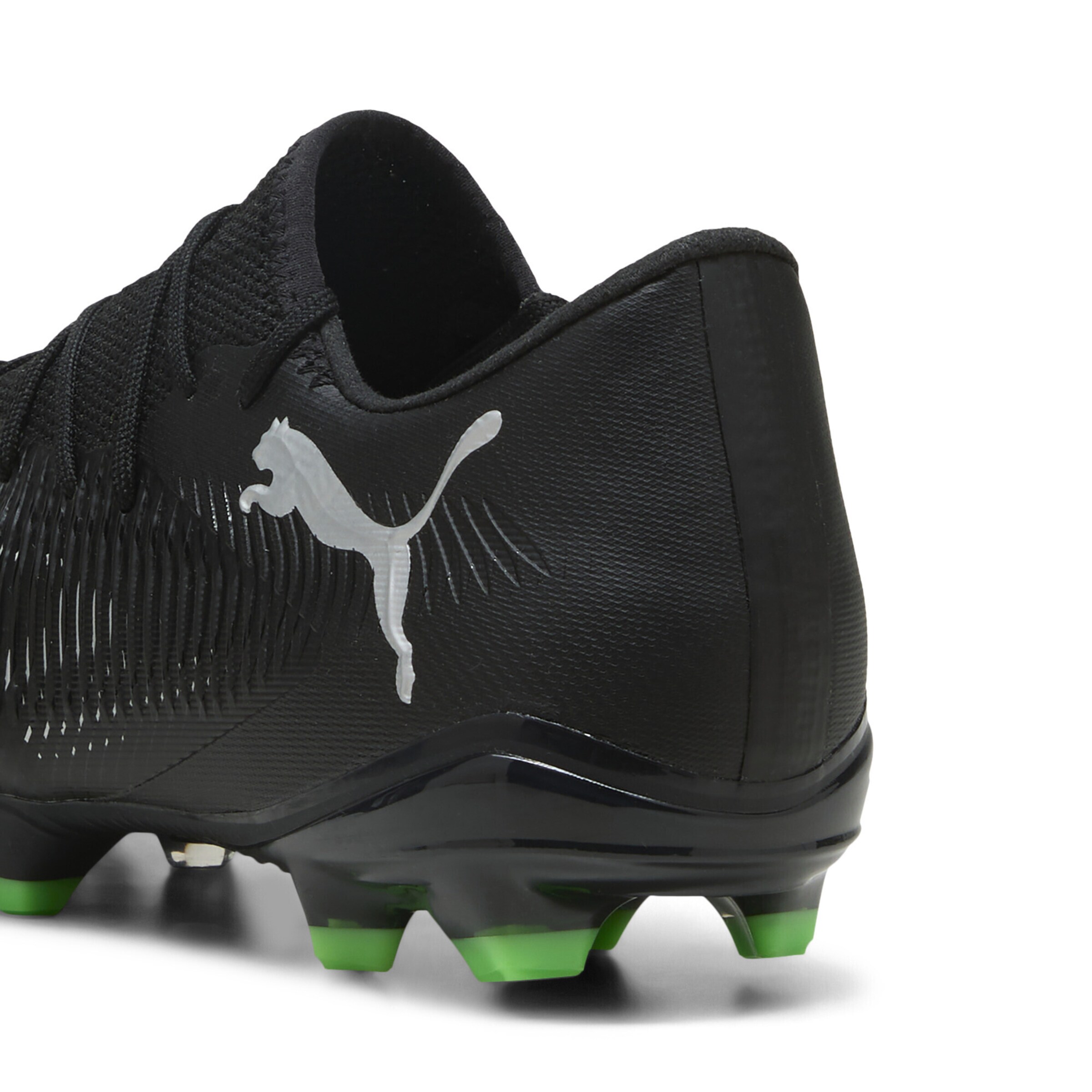 PUMA Fußballschuh 'Future 8 Match' in Schwarz