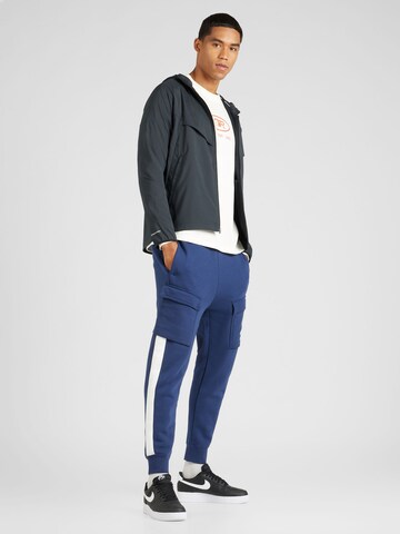 Nike Sportswear Tapered Hose in Blau