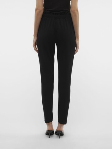Regular Pantalon VERO MODA en noir