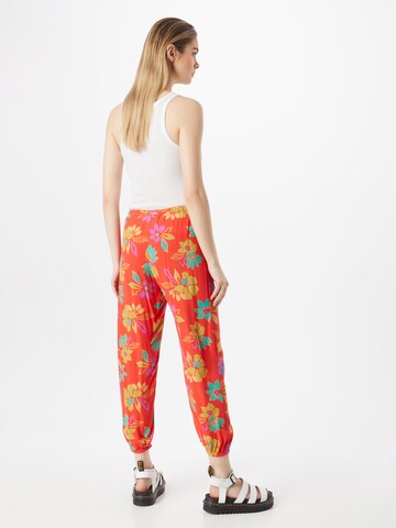 Effilé Pantalon BILLABONG en rouge