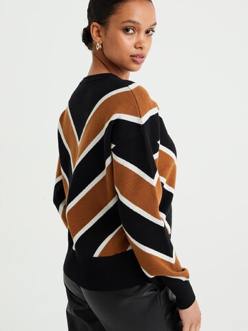 WE Fashion Pullover in Braun