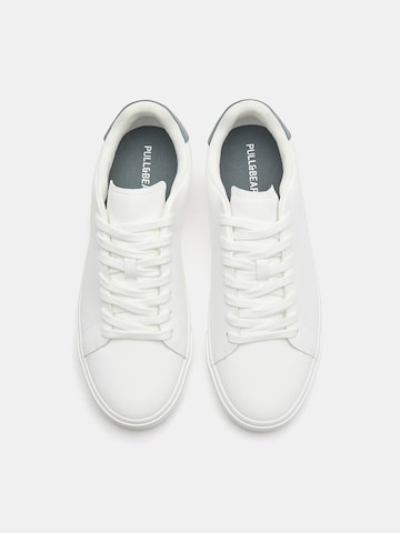 Pull&Bear Rövid szárú sportcipők - fehér