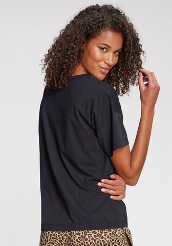 s.Oliver - Camisa em preto