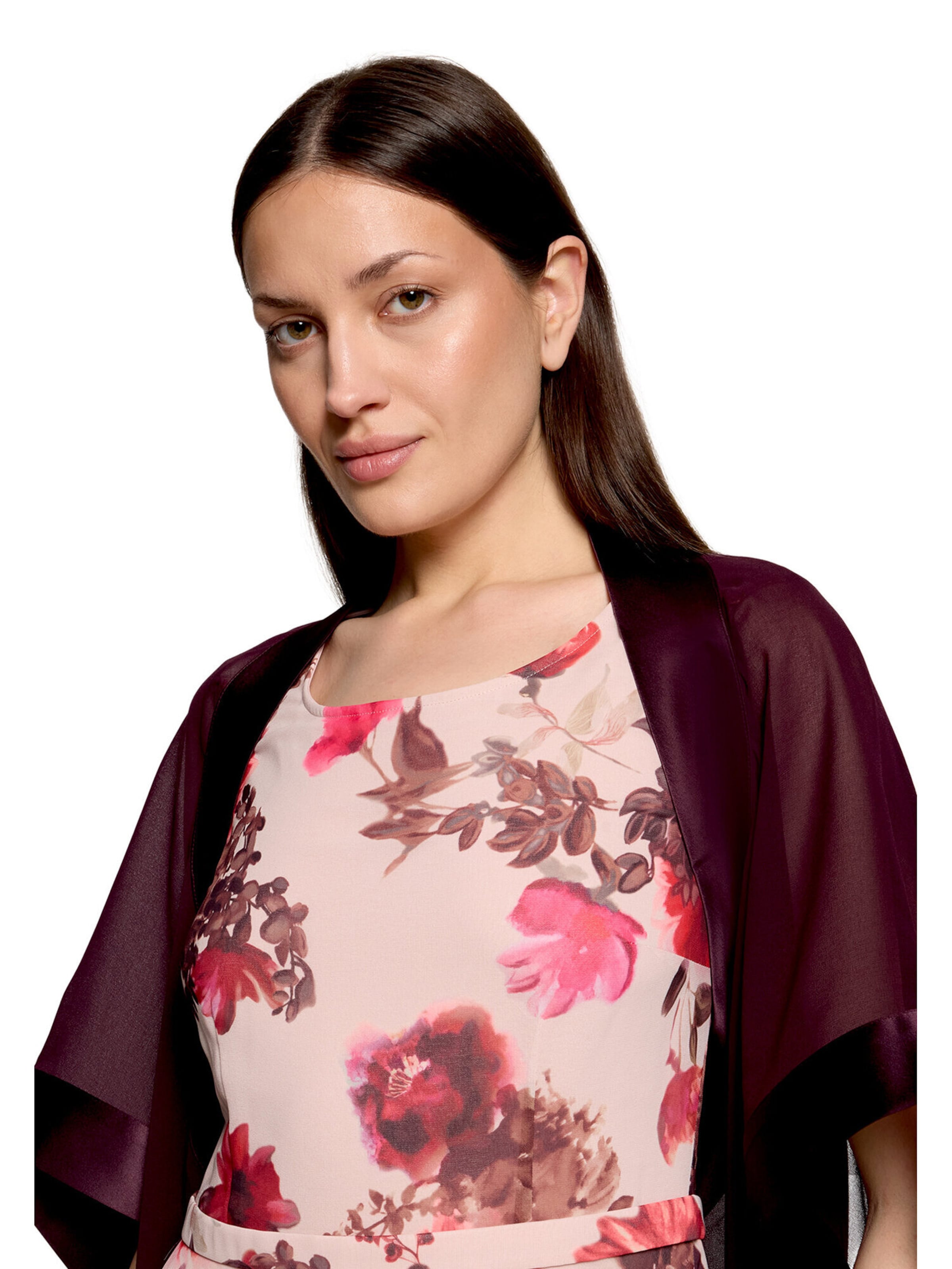 Vera Mont Cape in Rood