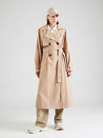 Cappotto di mezza stagione di comma casual identity in beige: frontale