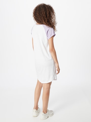 Robe Urban Classics en blanc