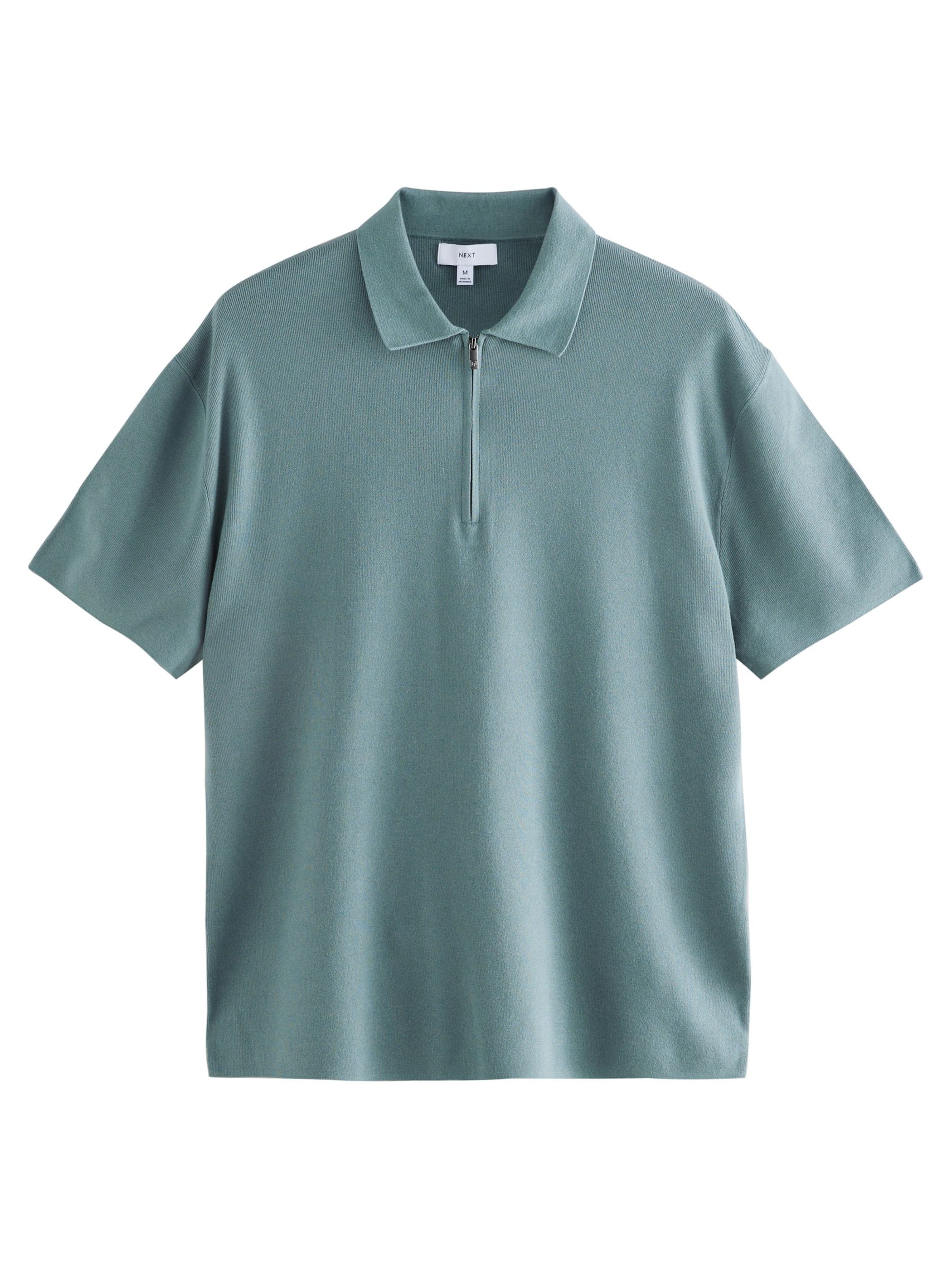 Next Тениска в синьо: отпред