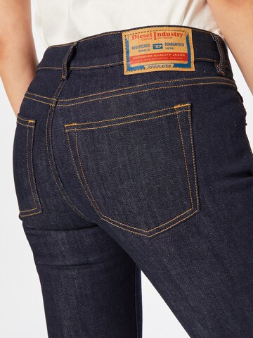 DIESEL Flared Jeans 'EBBEY' in Blauw