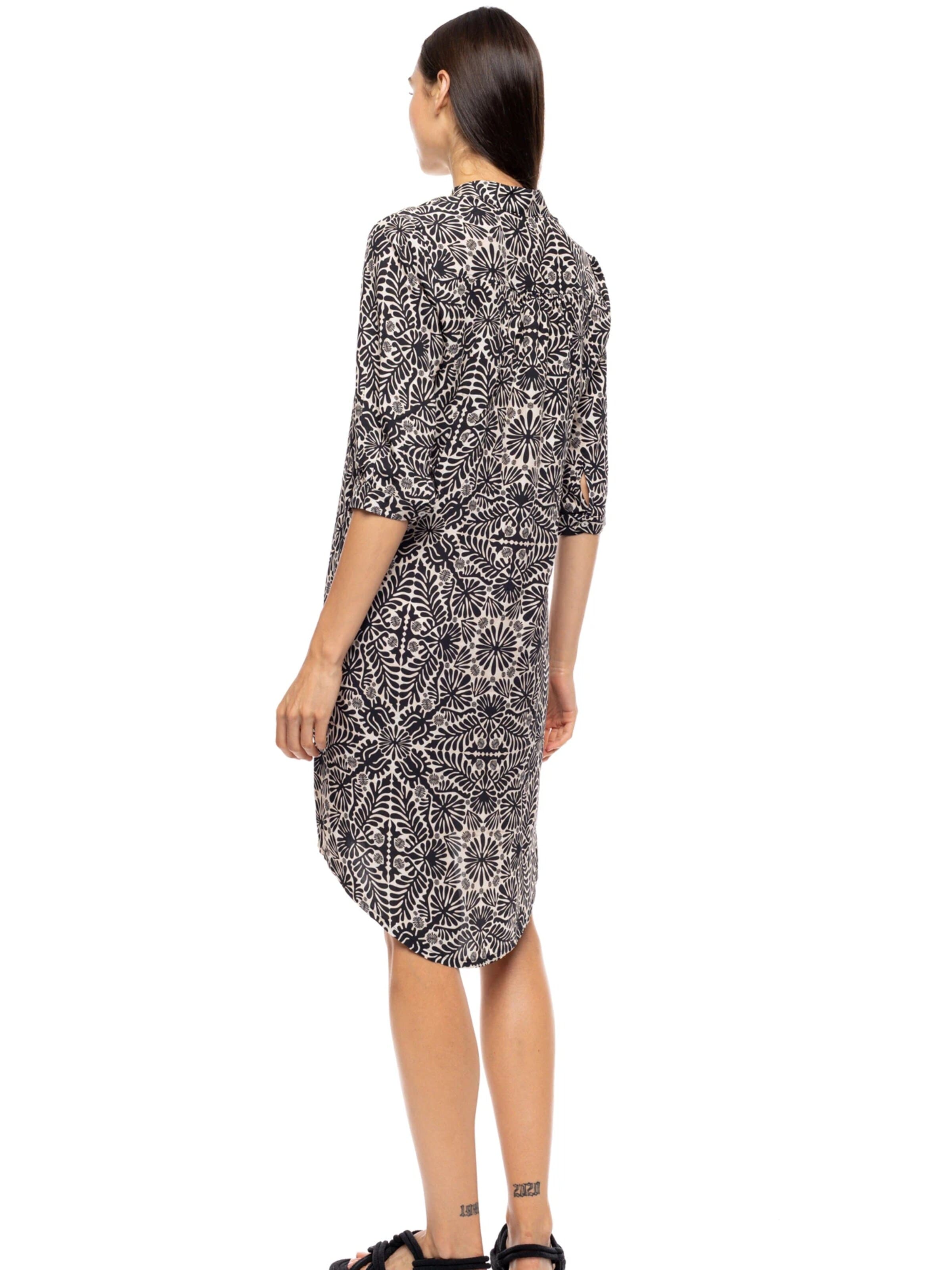 Pink Label - Vestido de verano 'BEACHWEAR SAND TROPICAL CAMEO' en negro