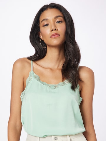 VILA Top 'Cava' in Green: front