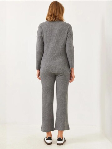 Bianco Lucci Pantsuit in Grey