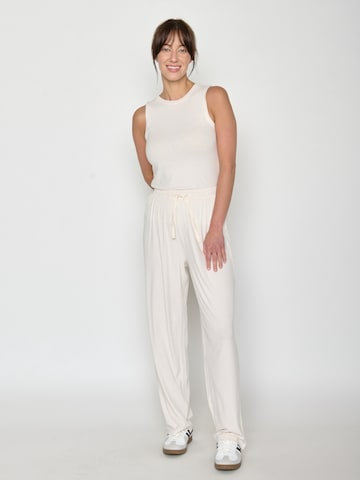 Top 'Few Basic' di GREENBOMB in bianco