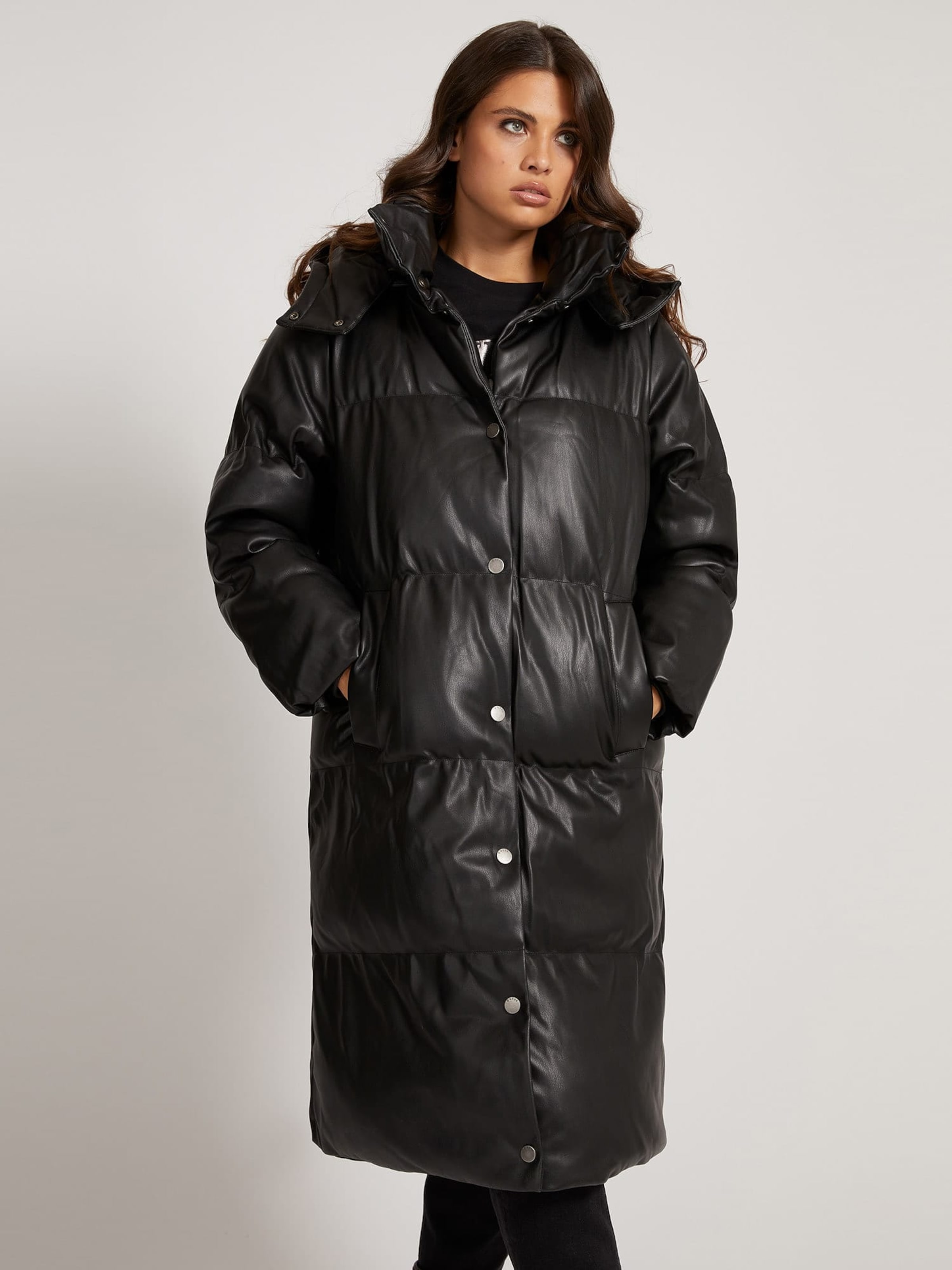 Frauen Mäntel GUESS Mantel in Schwarz - XZ08759 Frauen Mäntel GUESS Mantel in Schwarz - XZ08759