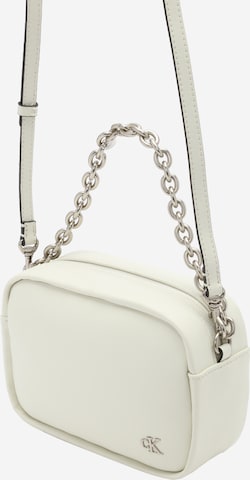 Calvin Klein Jeans Handväska i vit