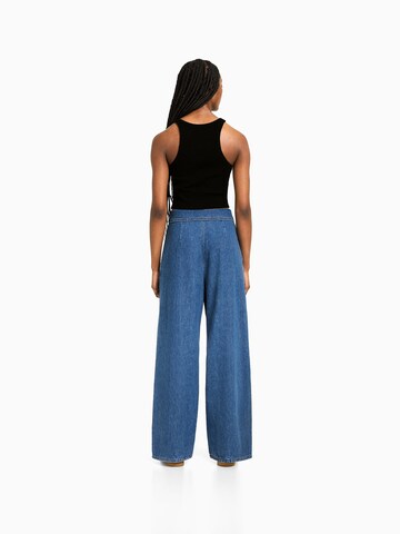 Bershka Zvonové kalhoty Džíny – modrá